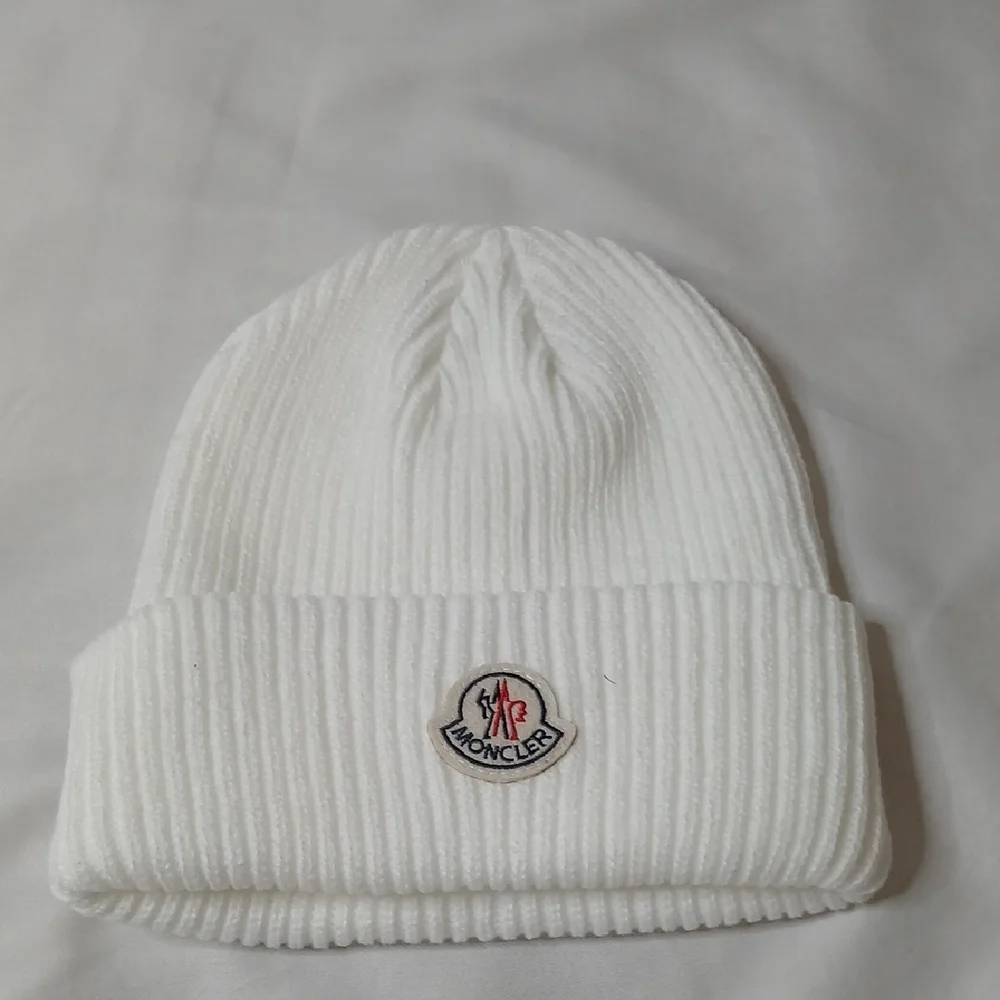 Moncler White Ribbed Beanie